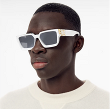 Cargar imagen en el visor de la galería, GAFAS DE SOL - GOLD "WHITE" LV