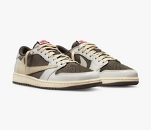 Load image into Gallery viewer, TRAVIS SCOTT X RETRO 1 LOW