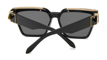 Cargar imagen en el visor de la galería, GAFAS DE SOL -  GOLD "BLACK" LV