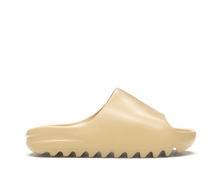 Load image into Gallery viewer, YEEZY SLIDE "DESERT SAND"