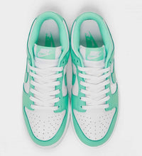 Cargar imagen en el visor de la galería, DUNK "GREEN GLOW"