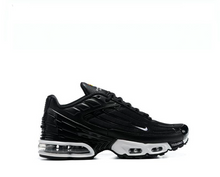 Cargar imagen en el visor de la galería, AIR MAX PLUS III &quot;BLACK WHITE&quot;
