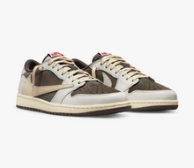 Load image into Gallery viewer, TRAVIS SCOTT X RETRO 1 LOW
