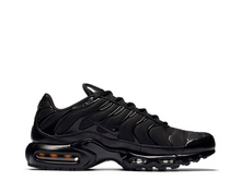 Cargar imagen en el visor de la galería, AIR MAX PLUS TN &quot;BLACK&quot;
