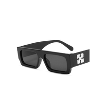 Load image into Gallery viewer, SUNGLASSES - HIP HOP &quot;BLACK&quot;
