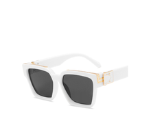 Load image into Gallery viewer, SUNGLASSES - GOLD &quot;WHITE&quot; LV
